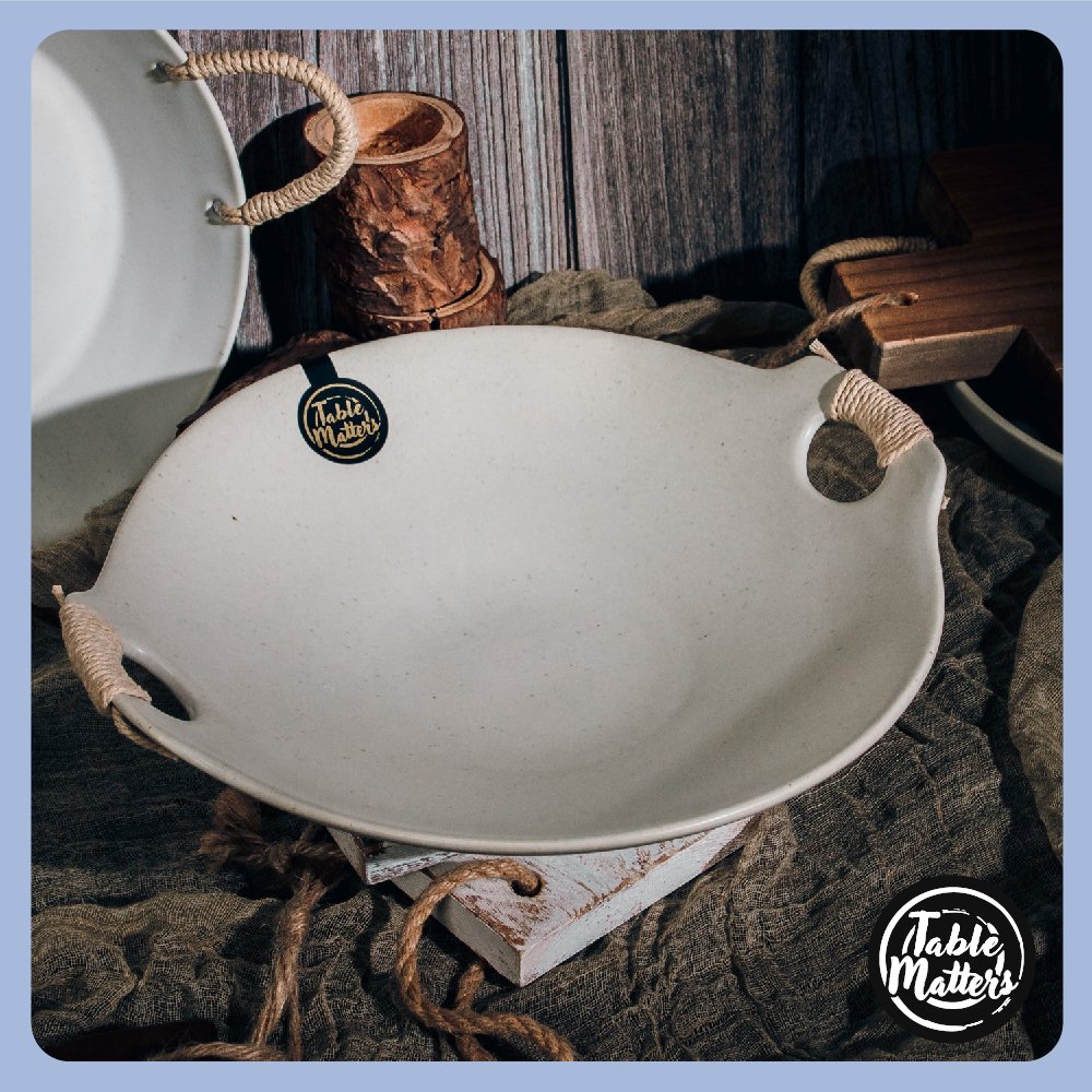 2-Henso-8-8-inch-Round-Plate-with-Handles-Tableware-ProductListing